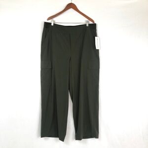 NEW Athleta Brooklyn Heights High Rise Cargo Pant Aspen Olive Size 18 Petite
